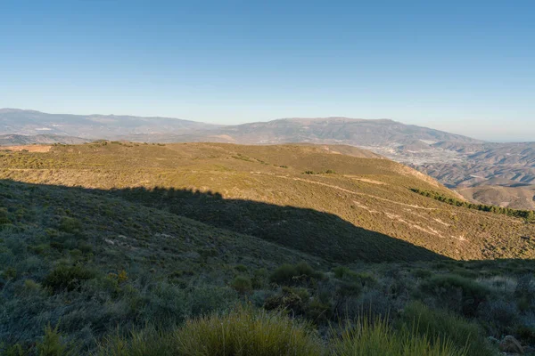 Güney Spanya Daki Dağlık Arazi Dağda Bitki Örtüsü Var Gökyüzü — Stok fotoğraf