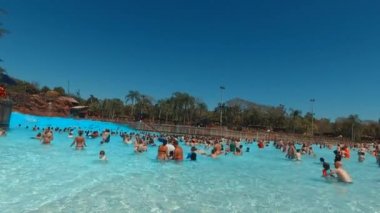 Universal Studios Globe adlı Universal Studios Orlando, Orlando, Florida'da popüler bir tema parkı