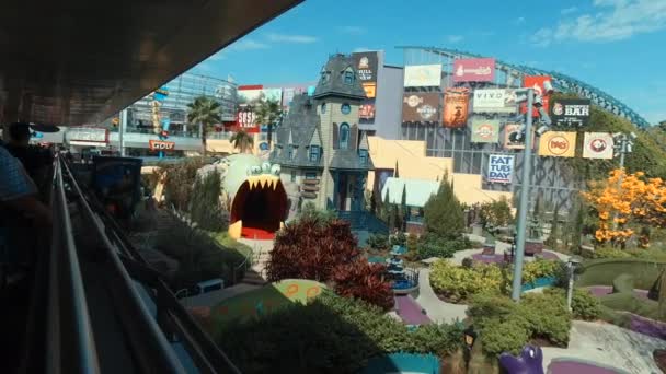 Universal Studios Globus in Universal Studios orlando, einem beliebten Themenpark in orlando, florida — Stockvideo