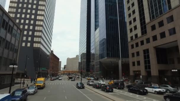 Mooie plekjes in Chicago, hoge gebouwen en Business Centers in the City Center — Stockvideo