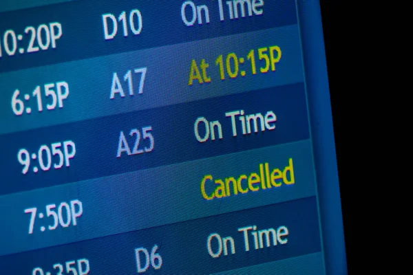 Flight information display screens — Stock Photo, Image