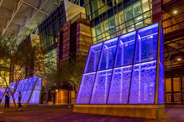 Convention Center på natten i Phoenix, Az — Stockfoto
