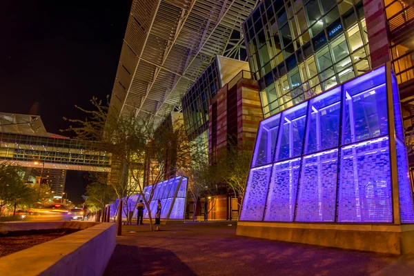Convention Center at night in Phoenix, AZ – stockfoto