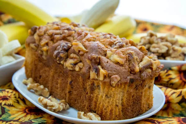 Fresh banana walnut bread — Stock Photo, Image