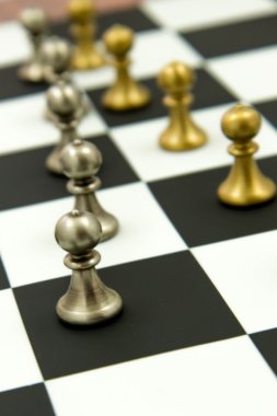 satranç oyunu - satır, piyon dizilmiş