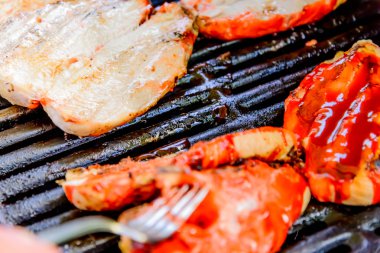 Barbekü Tavuk ızgarada