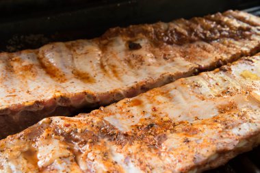 Izgarada pişirme Barbekü kaburga