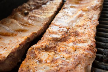 Izgarada pişirme Barbekü kaburga