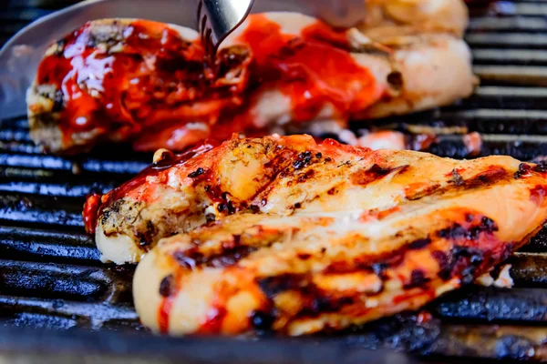 Barbecue Kip op de grill — Stockfoto