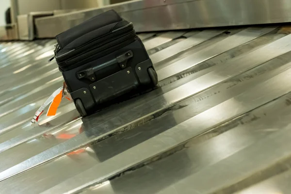 IAH luggage carousel at baggage claim — Stock Photo, Image