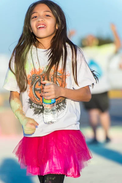 Houston, Tx, Amerika Birleşik Devletleri - renk Eğlence Festivalini 5k Çalıştır: koşucular Tamamlanıyor — Stok fotoğraf