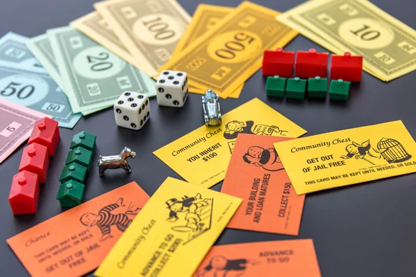 February 8, 2015: Houston, TX, USA.  Monopoly money, playing pie — Stock Photo, Image