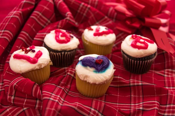 San Valentino - ortografia cupcake AMORE — Foto Stock
