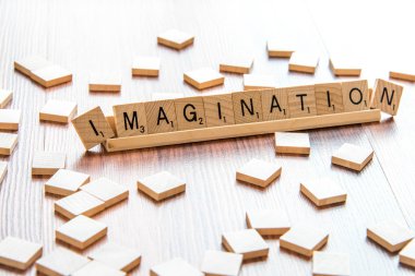 Scrabble sözcük oyunu ahşap yazım hayal döşer