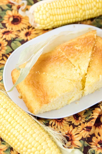 Fresh oven baked cornbread — Stock Photo, Image