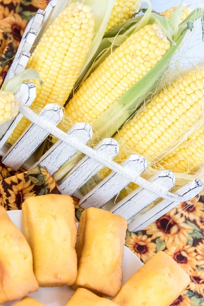 Fresh oven baked cornbread — Stock Photo, Image