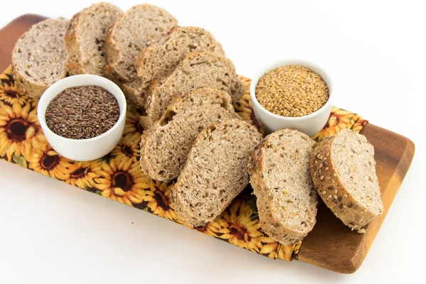 A fresh baked loaf of whole grains bread — Stock Photo, Image