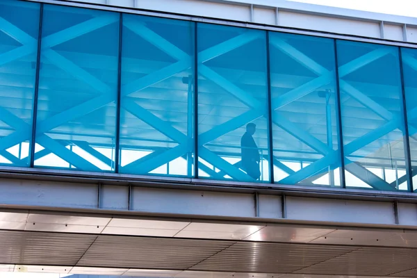 SFO, Международный аэропорт Сан-Франциско - пассажир на накладных расходах — стоковое фото
