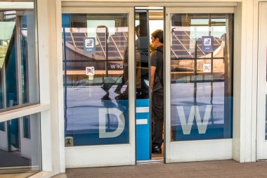 DFW airport - yolcu Skylink istasyonu 