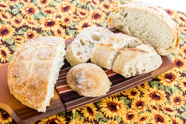Friss sült kenyerek választékát — Stock Fotó