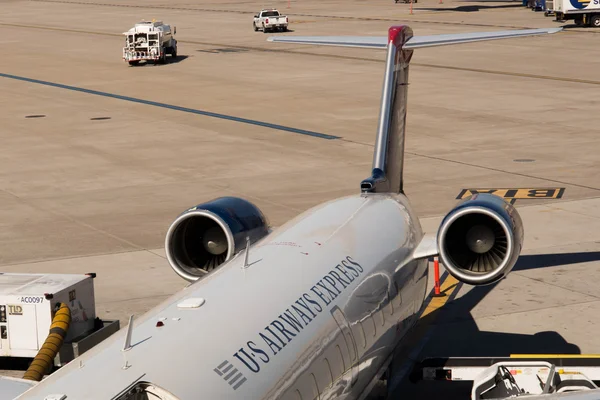 PHX airport. US Airways planes on ramp — Stock Photo, Image