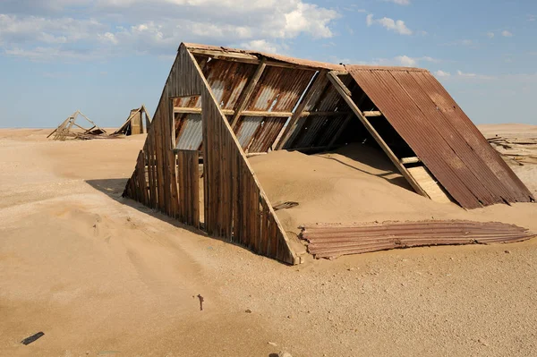 Ruína Diluída Uma Antiga Casa Assentamento Mineiro Abandonado Deserto Namíbia — Fotografia de Stock