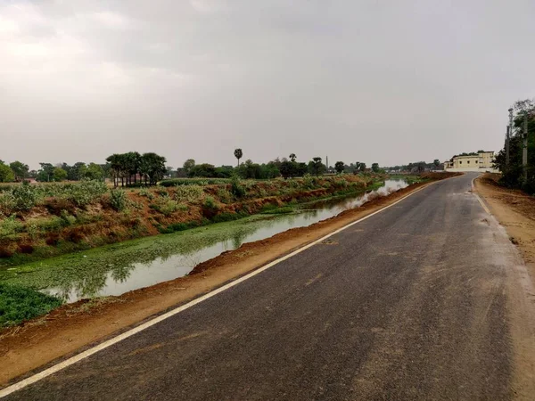 Village Road Built Adjacent Water Cannel Village Bihar India — Stock Photo, Image