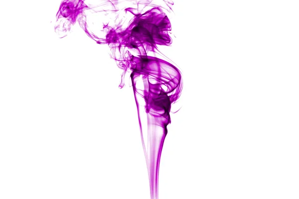 Фиолетовый дым на белом фоне — стоковое фото