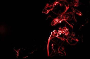 arka arka plan üzerinde izole kırmızı duman