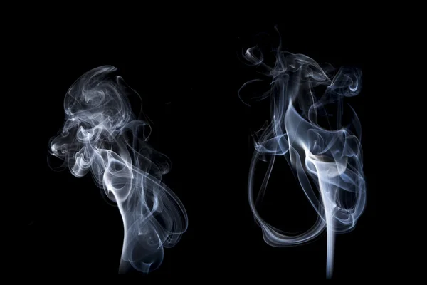 Humo abstracto aislado en negro —  Fotos de Stock