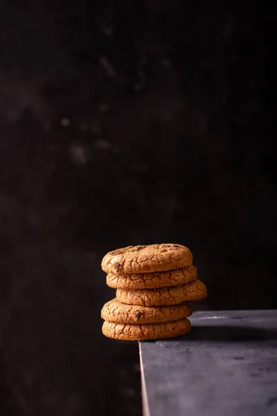 Stack Chocolate Cookies Edge Table — Stock Photo, Image