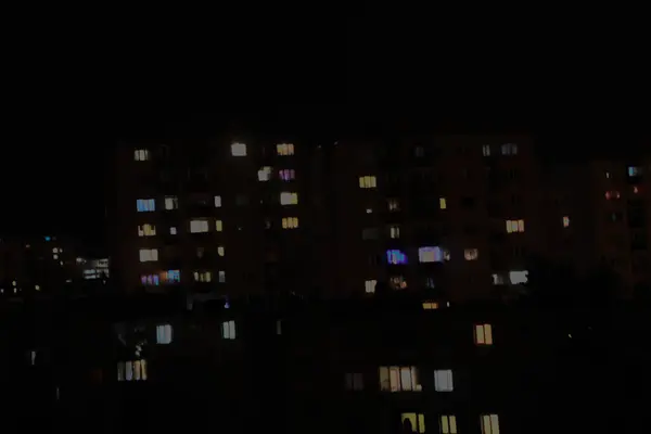 Piękny Obraz Miasta Nocą Mnóstwo Kolorowych Świateł — Zdjęcie stockowe
