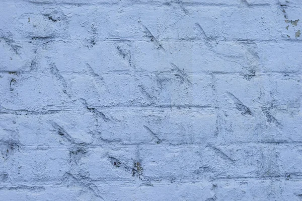 Die Abgeriebene Ziegelfassade Des Gebäudes Ist Hellblau Mit Beschädigtem Putz — Stockfoto
