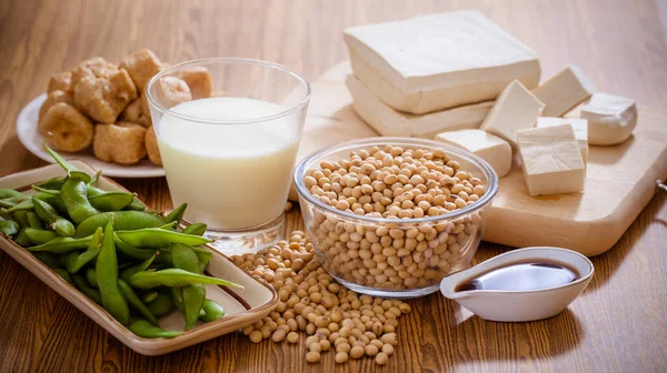 Soya fasulyesi, tofu ve diğer soya ürünleri.