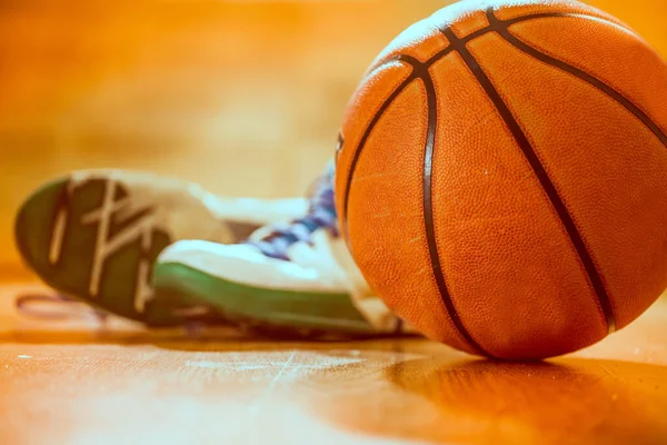 Cour Basket Ball Avec Ballon Chaussures — Photo