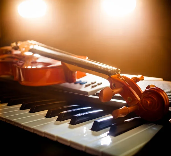 Violín Con Teclado Concierto — Foto de Stock