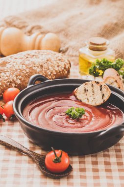 Domatesli domates çorbası, İspanyol mutfağı.