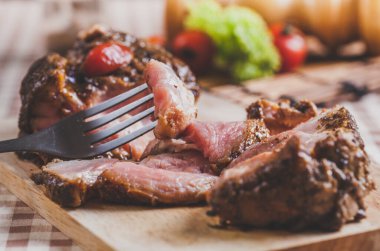 Paskalya için kuzu rostosu.