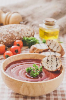 Domatesli domates çorbası, İspanyol mutfağı.