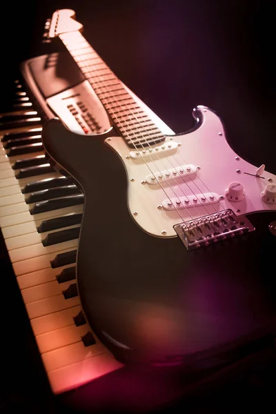 Teclado Guitarra Piano — Foto de Stock