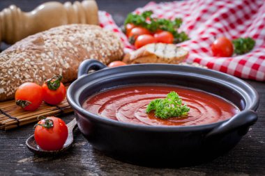 Domatesli domates çorbası, İspanyol mutfağı.