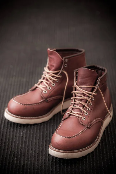 Bottes Travail Cuir Marron — Photo