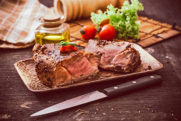 Paskalya için kuzu rostosu.