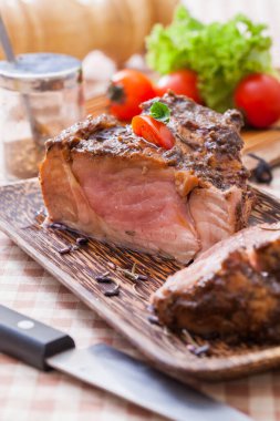 Paskalya için kuzu rostosu.