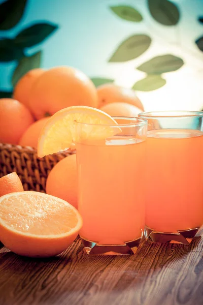 Apelsinsaft Och Frukter — Stockfoto