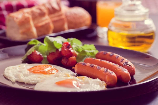 Huevo Frito Con Salchicha Para Desayuno — Foto de Stock