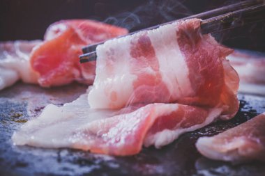 Izgarada domuz eti..