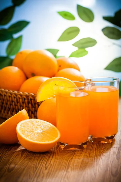 Apelsinsaft Och Frukter — Stockfoto