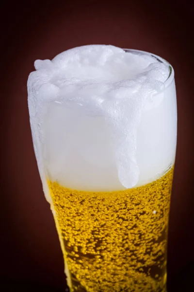 Taza Cerveza Fresca Con Tapa Espuma — Foto de Stock