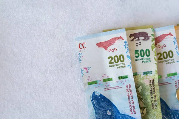 Billetes Moneda Argentina Sobre Fondo Blanco — Foto de Stock
